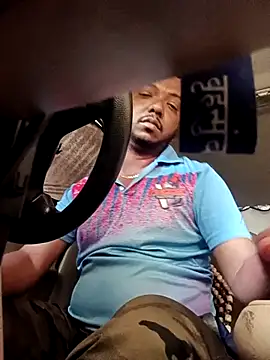 Snapshot of Mmm992170 chatting on 03/14/25, 10:50 Mmm992170 online show from 03/14/25, 10:50