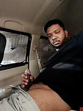 Snapshot of Mmm992170 chatting on 03/21/25, 11:33 Mmm992170 online show from 03/21/25, 11:33