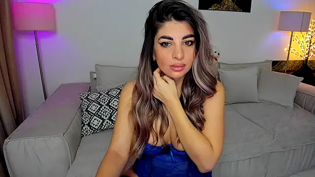 Queenofyouredreams online show from 12/23/24, 01:40