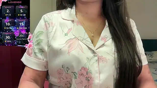 Snapshot of nandini_7 chatting on 09/17/25, 05:47 nandini 7 online show from 09/17/25, 05:47