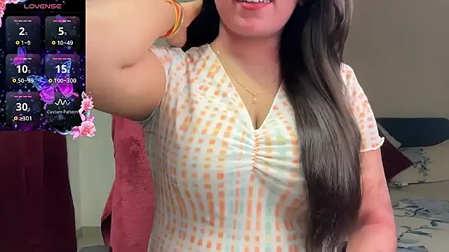 Snapshot of nandini_7 chatting on 10/14/25, 05:36 nandini 7 online show from 10/14/25, 05:36