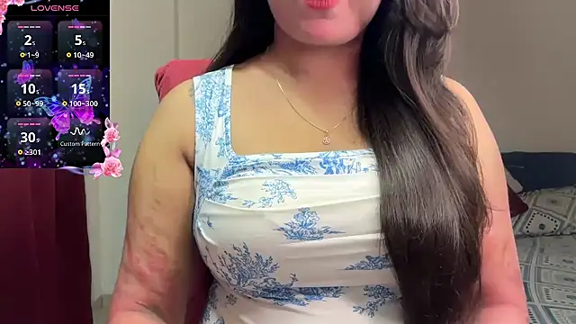 Snapshot of nandini_7 chatting on 10/15/25, 05:35 nandini 7 online show from 10/15/25, 05:35