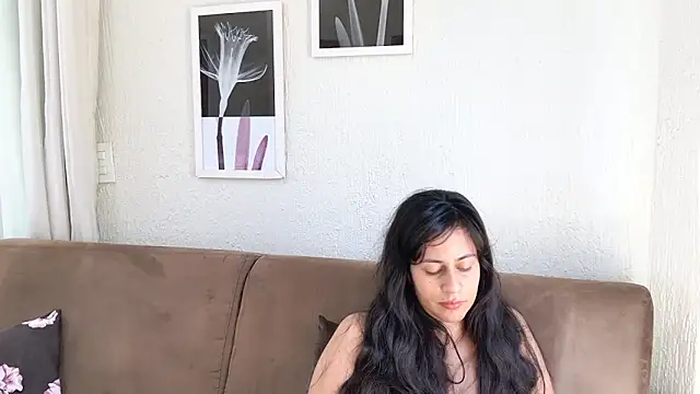 Blue butterfly online show from 03/11/25, 05:13