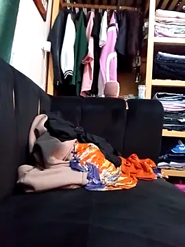 BriannaVincent online show from 04/21/26, 04:19