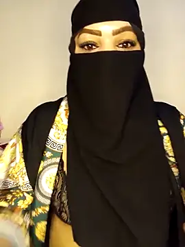 MerriamxHot online show from 03/10/25, 06:34