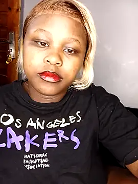 Dark Berry 26 online show from 02/21/26, 09:54