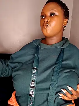 Dark Berry 26 online show from 04/18/26, 09:46