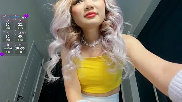 Snapshot of Xiao_Mei_ chatting on 01/13/25, 02:39 Xiao Mei  online show from 01/13/25, 02:39