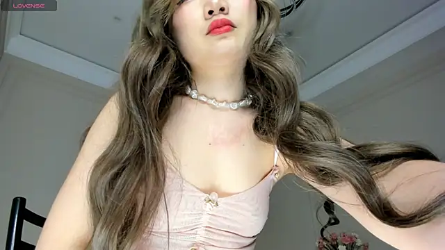 Snapshot of Xiao_Mei_ chatting on 03/22/25, 02:05 Xiao Mei  online show from 03/22/25, 02:05