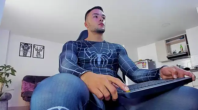 alexander collin02 online show from 01/06/25, 01:30