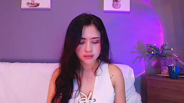 adara johnson   online show from 04/05/26, 11:40