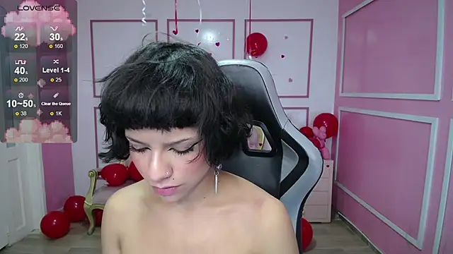 Snapshot of kathina_t chatting on 02/28/25, 10:06 kathina t online show from 02/28/25, 10:06