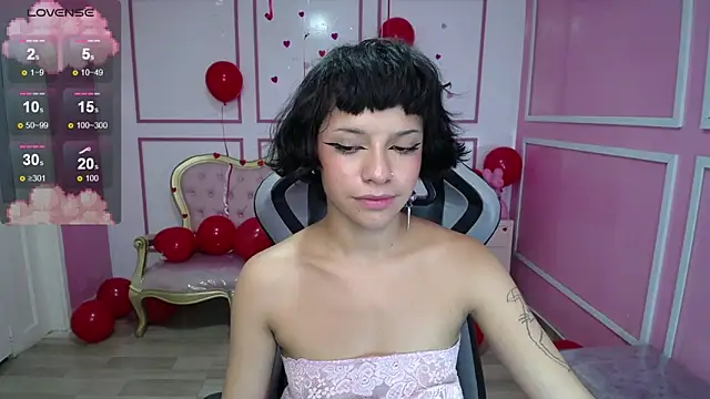 Snapshot of kathina_t chatting on 03/01/25, 01:22 kathina t online show from 03/01/25, 01:22