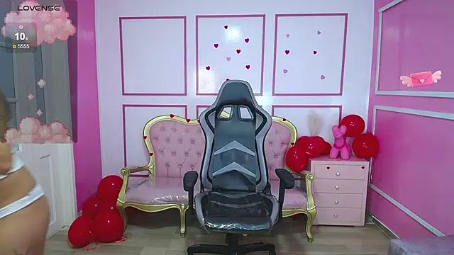 Snapshot of kathina_t chatting on 03/08/25, 01:39 kathina t online show from 03/08/25, 01:39