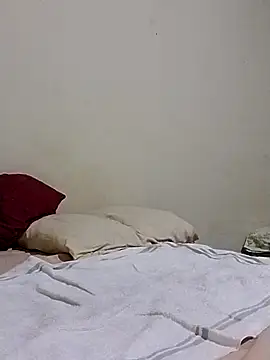 friendsloversex online show from 12/29/24, 03:44