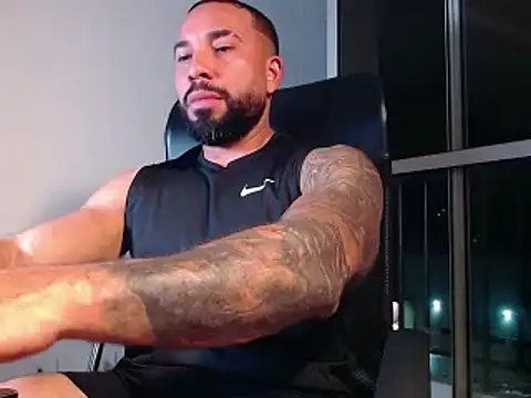 roman muscle online show from 01/29/25, 03:12