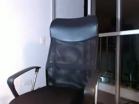 roman muscle online show from 01/31/25, 03:52