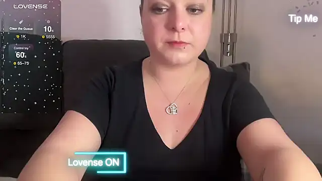 NaughtyWifeUK online show from 02/08/25, 11:24