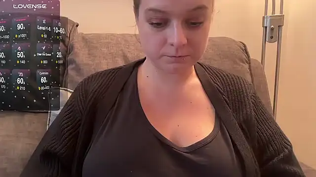 NaughtyWifeUK online show from 12/05/25, 02:47