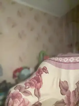 Starry Siren online show from 04/24/26, 03:47