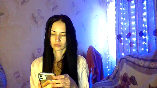Snapshot of Starry_Siren chatting on 05/14/26, 01:40 Starry Siren online show from 05/14/26, 01:40
