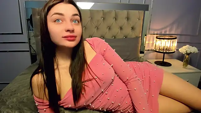Snapshot of AngelinaWett chatting on 02/27/25, 06:50 AngelinaWett online show from 02/27/25, 06:50