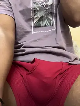 Snapshot of Shona5768 chatting on 10/08/25, 04:32 Shona5768 online show from 10/08/25, 04:32