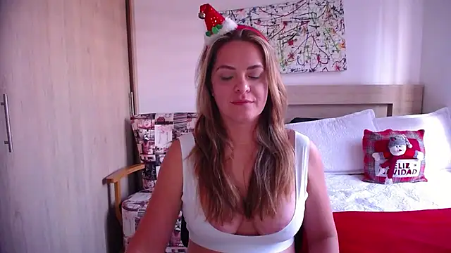 ParisW online show from 12/23/24, 09:18