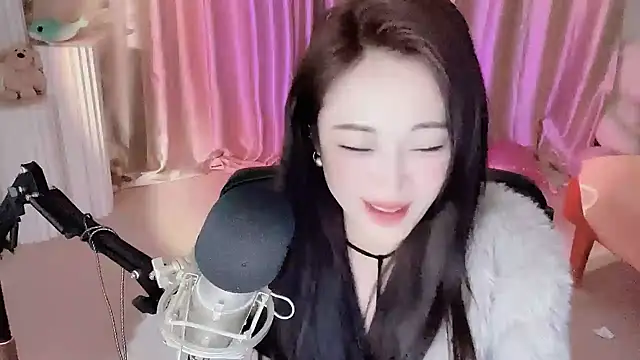 Daisy-77 online show from 01/10/25, 11:50