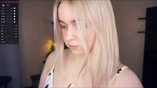 ZaraCreedon online show from 03/01/25, 10:21