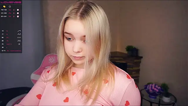 ZaraCreedon online show from 03/04/25, 07:11