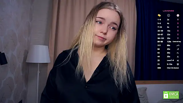 ZaraCreedon online show from 12/03/25, 05:04