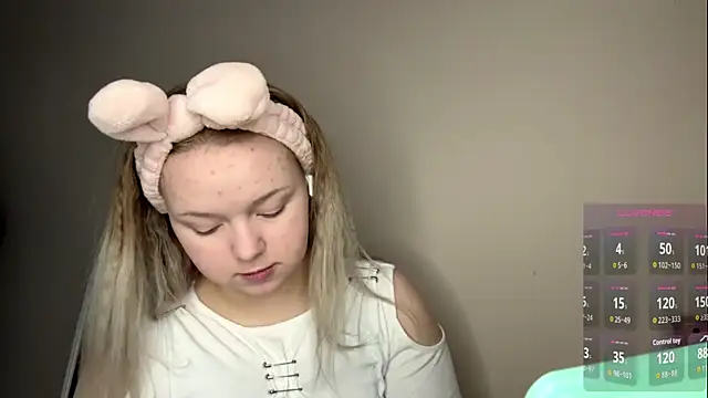 ZaraCreedon online show from 02/23/26, 05:05