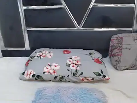 roseendoo1 online show from 09/15/25, 02:44