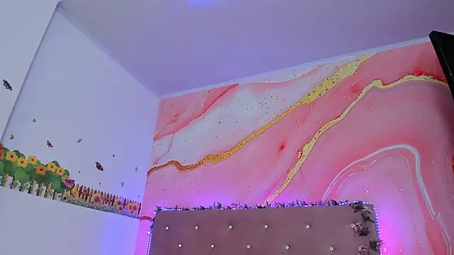 Daisy  rose online show from 01/30/25, 11:11