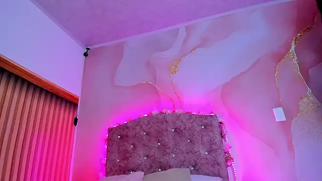 Daisy  rose online show from 03/17/25, 03:14