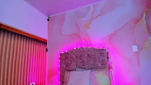 Daisy  rose online show from 03/21/25, 03:01