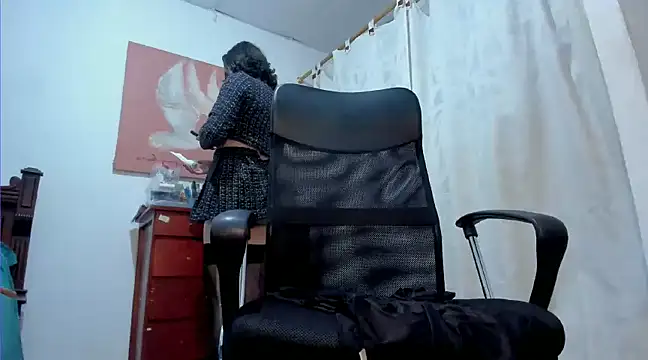 misstresbigcockts online show from 03/11/25, 01:37