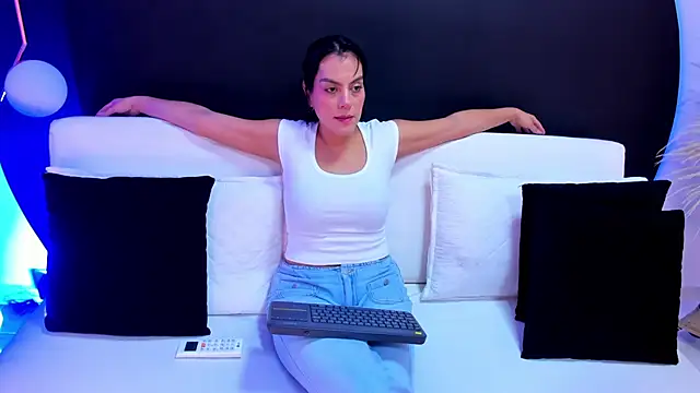 Ada Monroe10 online show from 03/27/26, 01:44