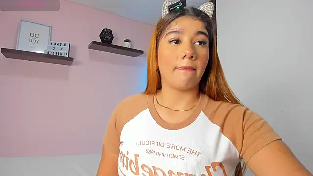 tifanyhills  online show from 10/27/25, 08:24