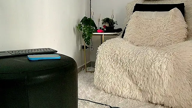 Alba Olimpo online show from 04/14/26, 05:08