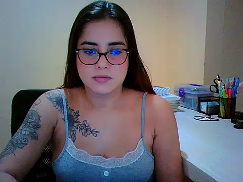 maliamiller online show from 03/20/26, 05:23