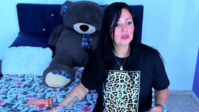 FelinaJohnson online show from 01/21/25, 04:58