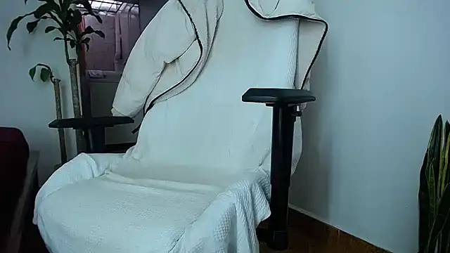 diamond black00 online show from 03/07/25, 10:43