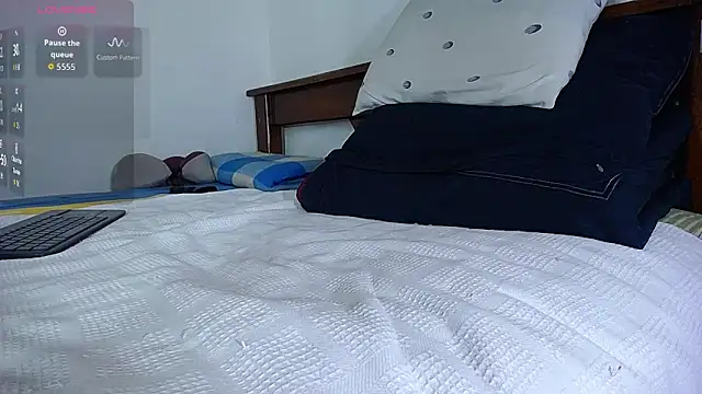 diamond black00 online show from 06/04/26, 05:02