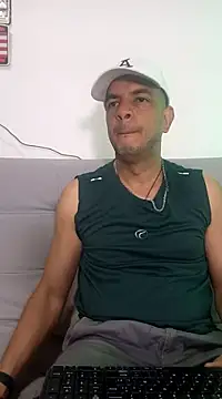 Snapshot of latinmartin73 chatting on 02/18/25, 12:04 latinmartin73 online show from 02/18/25, 12:04