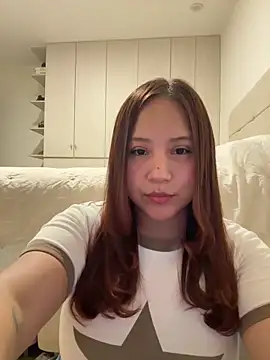 Snapshot of kittyfresita chatting on 05/24/26, 05:01 kittyfresita online show from 05/24/26, 05:01