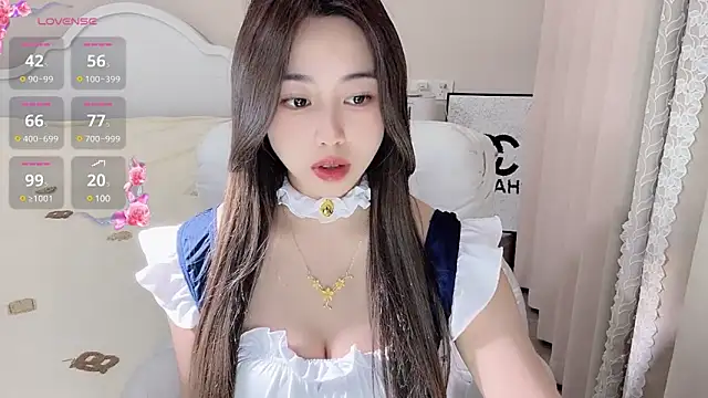 Caitlyn   online show from 03/17/25, 02:12