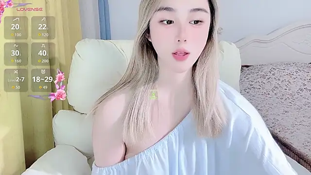 Caitlyn   online show from 12/18/25, 12:33