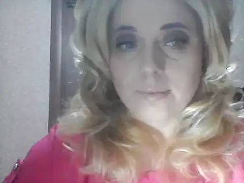 Snapshot of SweetCandy356 chatting on 03/03/25, 06:12 SweetCandy356 online show from 03/03/25, 06:12